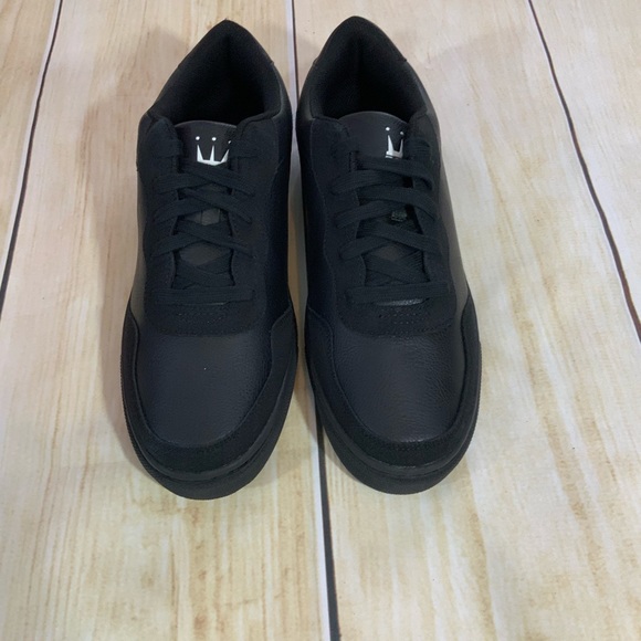 supreme shoes black